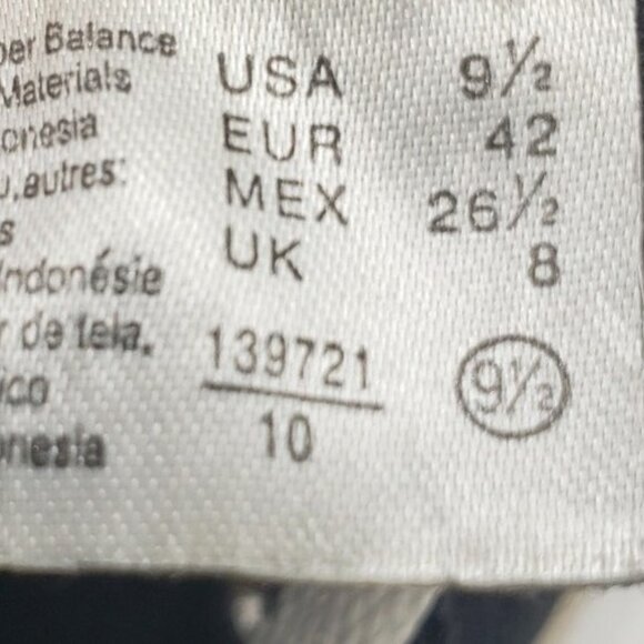 Airwalk Black Canvas Hi-Tops - Picture 5 of 5